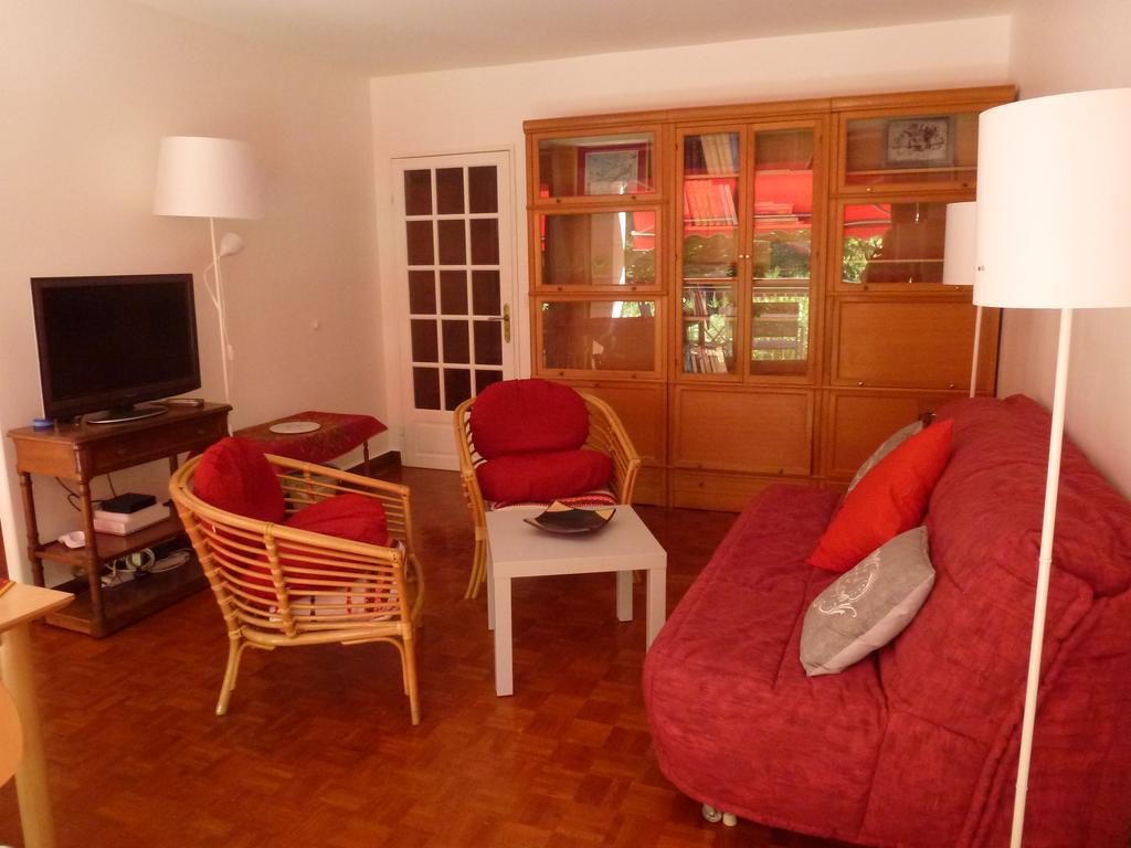 Apartment Les Muriers Blancs เอ็ก-ซอง-โพรวองซ์ ภายนอก รูปภาพ