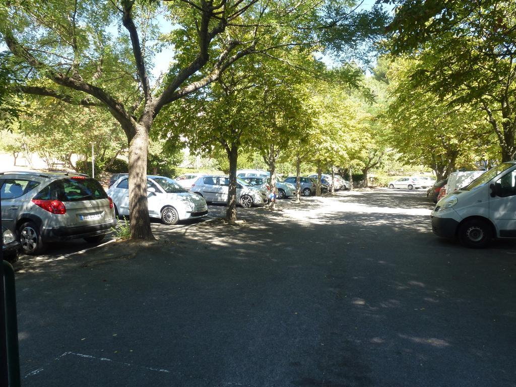 Apartment Les Muriers Blancs เอ็ก-ซอง-โพรวองซ์ ภายนอก รูปภาพ