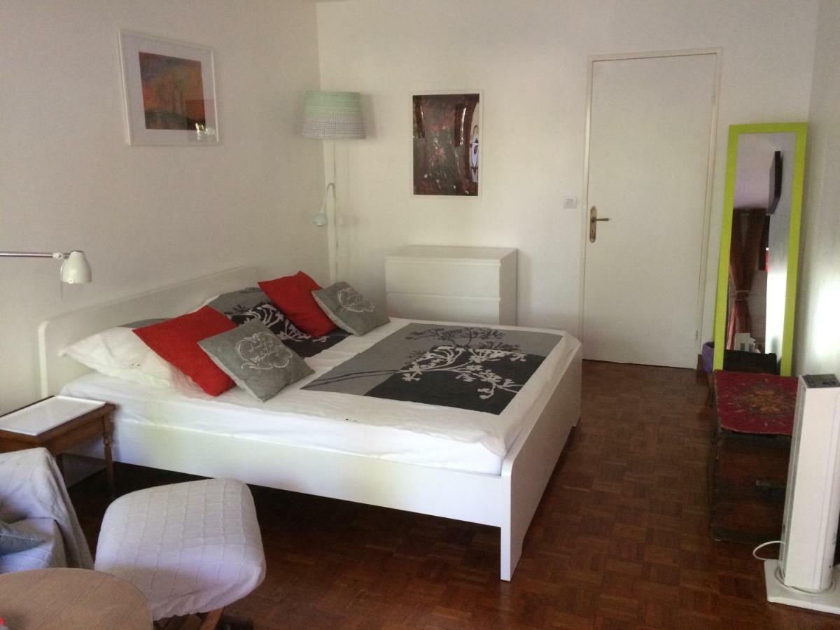 Apartment Les Muriers Blancs เอ็ก-ซอง-โพรวองซ์ ภายนอก รูปภาพ